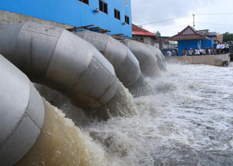 Pompanisasi Sungai Bendung yang disiagakan untuk mengatasi banjir di musim penghujan. (ist)