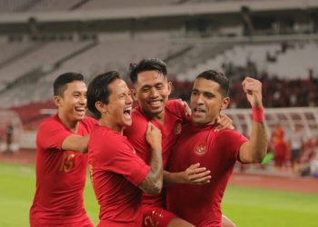 Irfan Bachdim dkk melalukan selebrasi gol pada friendly match kontra Timnas Vanuatu 15 Juni 2019. (pssi)