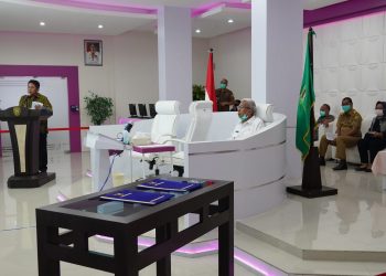Pembukaan musyawarah perencanaan pembangunan rencana kerja pembangunan daerah (MUSRENBANG RKPD) Sumsel tahun 2020, melalui virtual meeting di Ruang Command Center