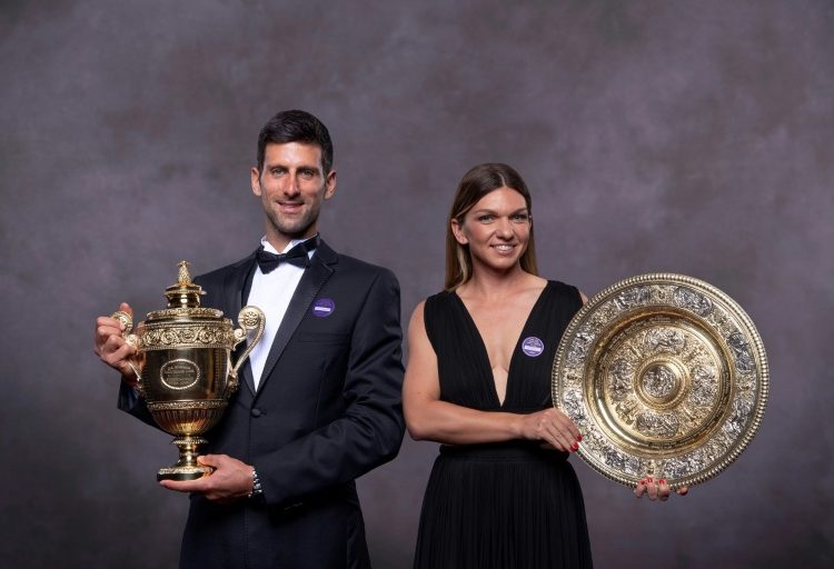 Novak Djokovic dan Simona Halep, juara tunggal Grand Slam Wimbledon 2019. (aeltc/afp/file/thomas lovelock)