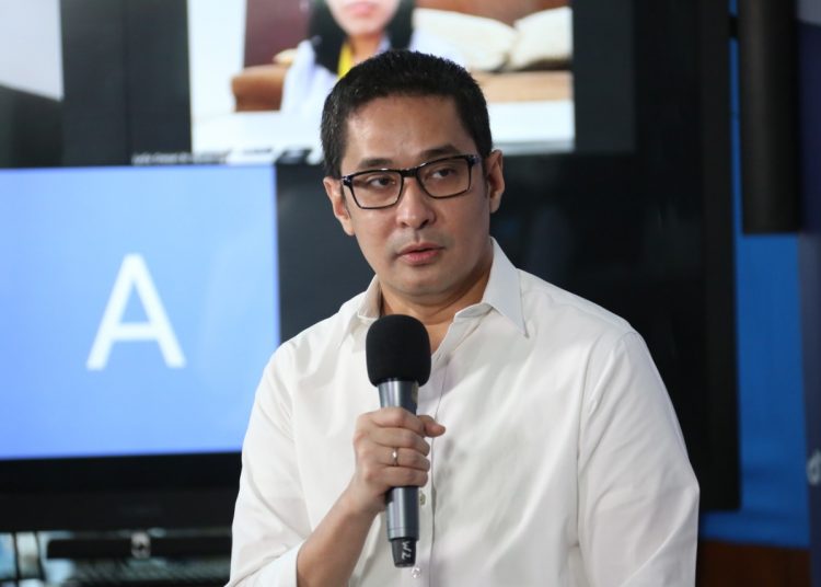 Koordinator Tim Relawan Andre Rahardian dalam keterangannya di Media Center Gugus Tugas Percepatan Penanganan COVID-19, Graha Badan Nasional Penanggulangan Bencana (BNPB) Jakarta, Rabu (29/04). (fornews.co/humas bnpb)