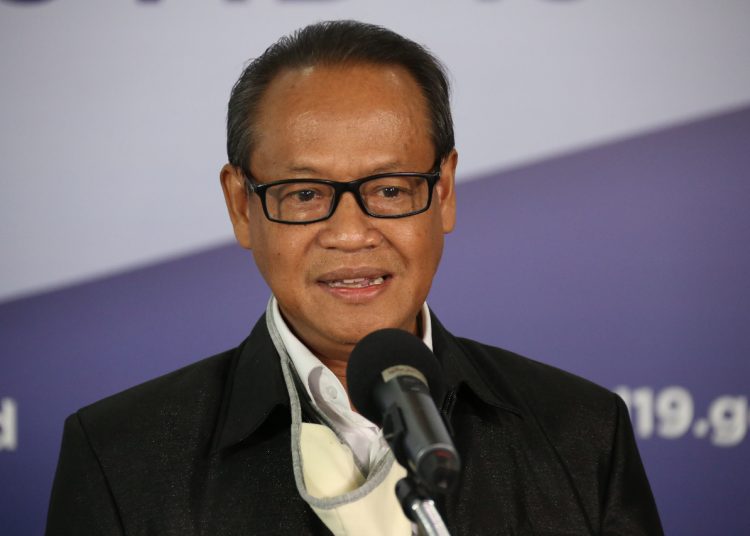Asisten Deputi Integritas dan Evaluasi Sistem Merit KemenPAN-RB Bambang D Sumarsono memberikan keterangan di Media Center Gugus Tugas Percepatan Penanganan COVID-19, Graha Badan Nasional Penanggulangan Darurat (BNPB), Jakarta, Kamis (30/04). (fornews.co/humas bnpb)