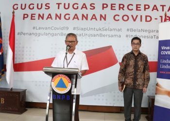 Juru Bicara Pemerintah untuk Covid-19 dr Achmad Yurianto pada konferensi pers di Graha BNPB, Kamis (02/04). (humas bnpb)