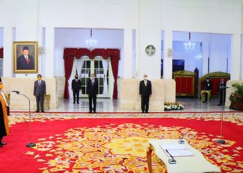 Suasana pelantikan Ketua MA M Syarifuddin oleh Presiden Joko Widodo di Istana Negara, Jakarta, Kamis (30/04). (fornews.co/humas ma)