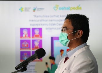 Psikiater dr Lahargo Kembaren saat memberikan keterangan di Media Center Gugus Tugas Percepatan Penanganan COVID-19, Graha Badan Nasional Penanggulangan Bencana (BNPB), Jakarta, Jumat (01/05). (fornews.co/humas bnpb)