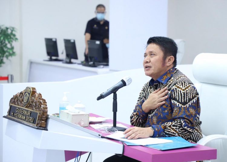 Gubernur Sumsel, Herman Deru saat menjadi pembicara dalam webinar. Foto: Fornews.co/Istimewa