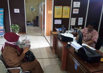 Korban, Fadhlun saat membuat laporan di Polrestabes Palembang.