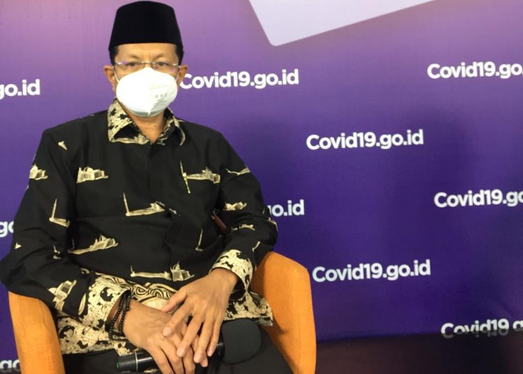 Imam Besar Masjid Istiqlal Jakarta Prof. KH Nasaruddin Umar dalam talkshow “Santri Sehat Indonesia Kuat” dalam rangka memperingati Hari Santri Nasional di Media Center Satgas Penanganan COVID-19 Graha BNPB Jakarta, Kamis (22/10). (fornews.co/stpc19)