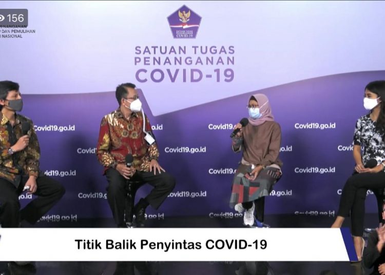 Beberapa penyintas Covid-19 berbagi kisahnya dalam talkshow “Titik Balik Penyintas Covid-19” di Media Center Satgas Penanganan Covid-19 Graha BNPB Jakarta, Jumat (23/10). (fornews.co/stpc19)