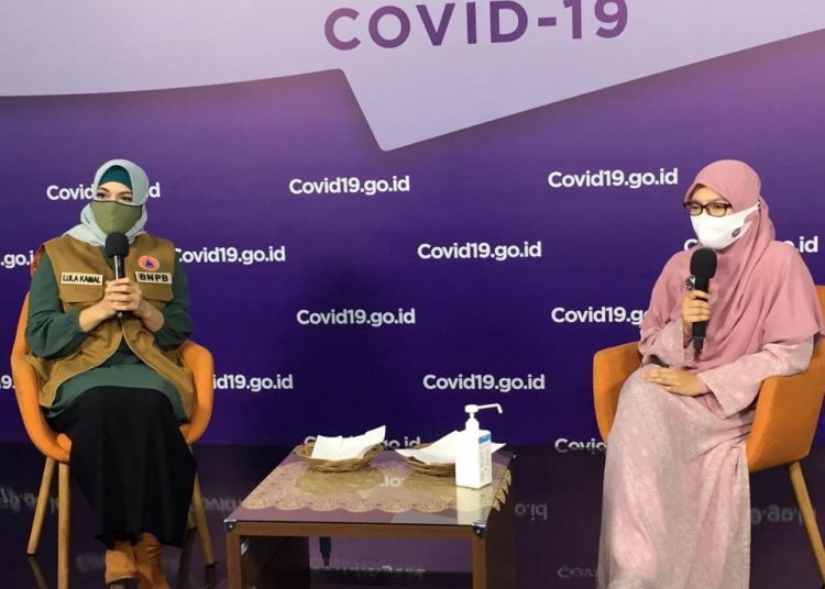 Ketua Bidang Data dan Teknologi Informasi Satuan Tugas Penanganan Covid-19 Dr Dewi Nur Aisyah dalam talkshow “Covid-19 dalam Angka: Perkembangan Kasus di 10 Provinsi Prioritas” di Media Center Satgas Covid-19 Graha BNPB Jakarta, Rabu (07/10). (fornews.co/stpc19)