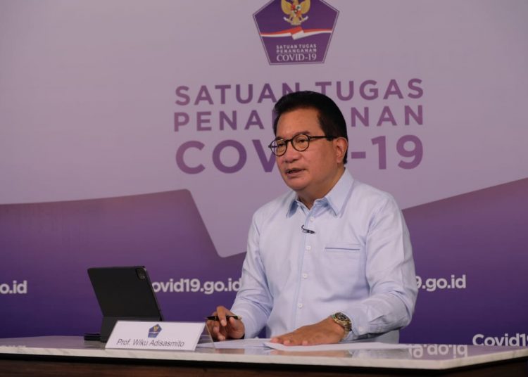 Juru Bicara Satuan Tugas Penanganan Covid-19 Prof. Wiku Adisasmito saat memberi keterangan pers yang disiarkan kanal YouTube BNPB Indonesia, Selasa (20/10). (fornews.co/stpc19)