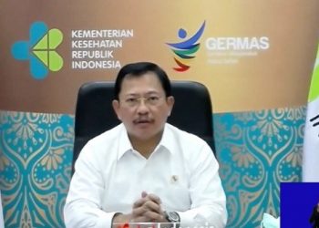 Menkes Terawan Agus Putranto saat mengikuti Pengumuman Penyelenggaraan Pembelajaran Semester Genap Tahun Ajaran 2020/2021 di Masa Pandemi COVID-19 secara virtual, Jumat (20/11). (fornews.co/bkpm kemenkes)