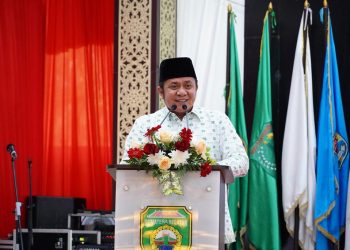 Gubernur Sumsel menyampaikan sambutan pada peresmian 1.000 Rumah Tahfiz di Griya Agung Palembang, Senin (14/12). (fornews.co/kominfo sumsel)