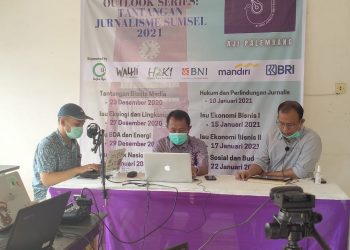 Diskusi Outlook Series Jurnalis AJI Palembang 2021 tentang Isu Penting Energi dan SDA di Sumsel. Foto: Istimewa