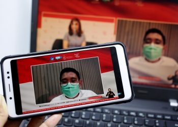 Vaksinolog dan Spesialis Penyakit Dalam, dr Dirga Sakti Rambe memberikan penjelasan dalam dialog produktif bertema Ungkap Fakta Vaksin, Jangan Tertipu Hoaks di Jakarta, 29 Desember 2020. (fornews.co/kpcpen)