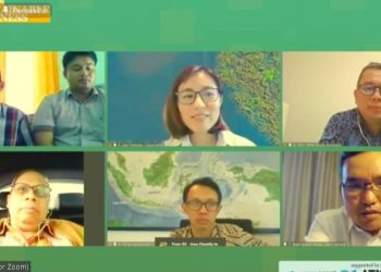 Wakil Bupati Muba Beni Hernedi saat mengikuti webinar “Invest in Sustainable Business: Opportunities in Musi Banyuasin”, Kamis (10/12). (fornews.co/humas pemkab muba)