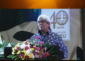 Tangkapan layar Imam Prasodjo saat memberikan sambutan pada acara Penganugerahan Kalpataru 2020, Senin (21/12). (fornews.co/ist)