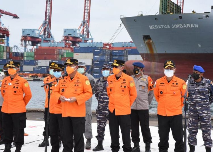 Kabasarnas Bagus Puruhito saat konferensi pers di Posko Terpadu JICT 2 Tanjung Priok, Jumat siang (15/1/2021). (fornews.co/humas basarnas)