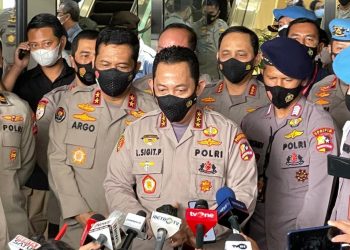 Komjen Pol Listyo Sigit Prabowo disetujui DPR RI untuk diangkat sebagai Kapolri menggantikan Jenderal Pol Idham Azis pada Rapat Paripurna, Kamis (21/1/2021). (fornews.co/divhumas polri)