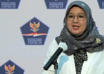 Juru Bicara Pemerintah untuk Program Vaksinasi dari Kementerian Kesehatan, dr Siti Nadia Tarmizi saat memberikan keterangan pers di Istana Negara, Senin (4/1/2021). (fornews.co/bpmi setpres/kris)