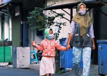 Tidak semua orang bisa divaksinasi Covid-19, seperti anak di bawah 18 tahun dan ibu hamil. (fornews.co/covid19.go.id)