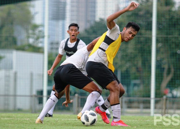 Pemain Timnas Indonesia U23 menjalani latihan di lapangan D, Komplek GBK, Senayan, Jakarta. (fornews.co/pssi)