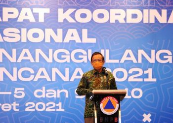Menko Polhukam Mahfud MD memberikan paparan dan arah kebijakan dalam acara Rakornas PB BNPB 2021 di Hotel Sari Pacific, Jakarta, Jumat (5/3/2021). (fornews.co/bnpn/danung arifin)