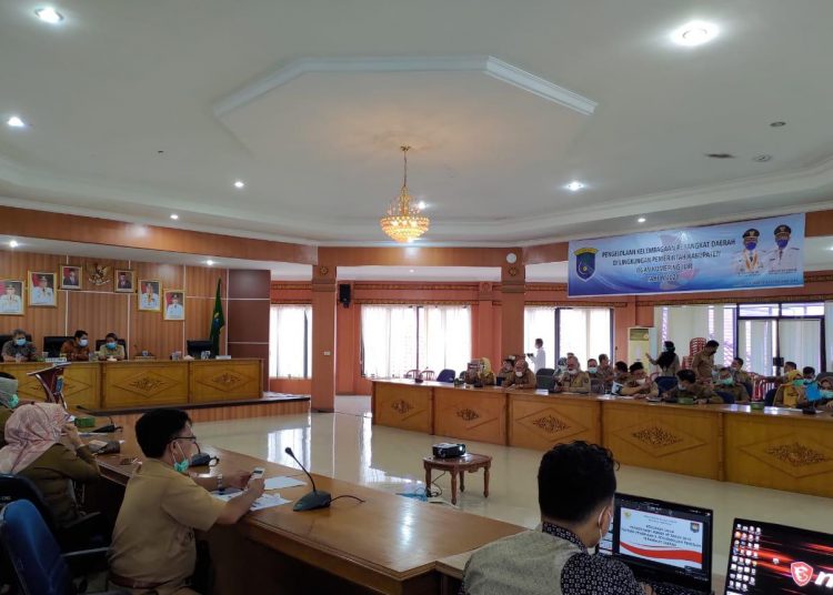 Acara Sosialisasi Pengelolaan Kelembagaan Perangkat Daerah Kabupaten OKI, dihadiri Koordinator Kelembagaan dan Analis Jabatan Biro Organisasi dan Tata Laksana Kementerian Dalam Negeri (Kemendagri) Edy Rofik di OKI, Senin (22/3/21). (fornews.co/ist/Kominfo OKI)