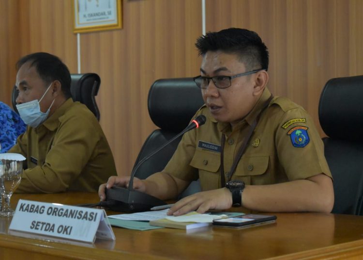 Kabag Organisasi Setda OKI dalam acara Peningkatan Aparatur dalam Teknis Penyusunan LKJIP 2021, Selasa (31/3/21). (fornews.co/ist/Kominfo OKI)