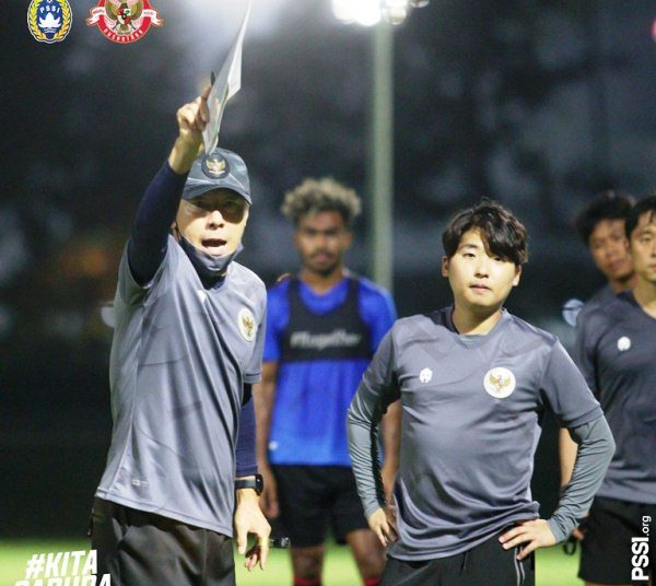 Pelatih tim nasional Indonesia Shin Tae-yong kecewa atas pembatalan laga uji coba tim asuhannya dengan PS Tira Persikabo, Rabu malam (3/3/2021). (fornews.co/pssi)