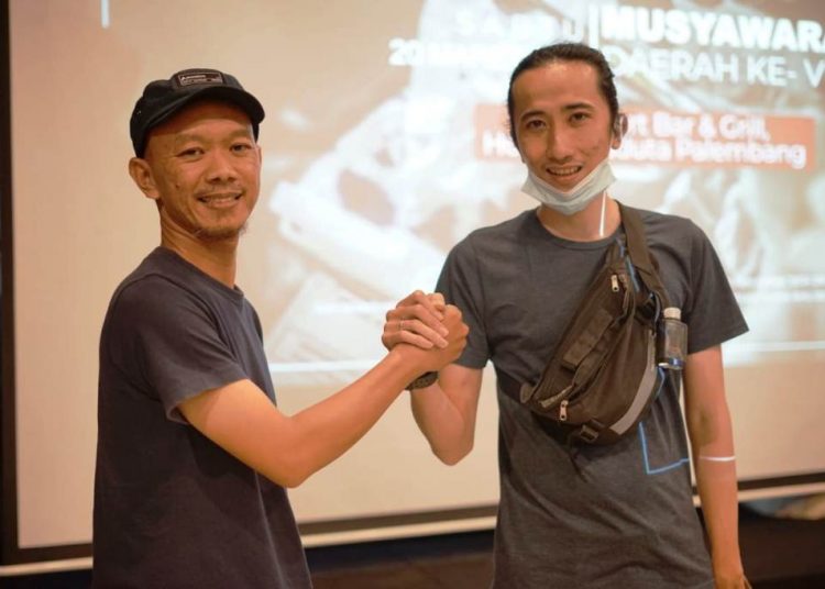 Pasangan Muhammad Hatta dan M Awaludin Fajri terpilih sebagai ketua dan sekretaris PFI Palembang periode 2021-2023 pada Mubes di RJ's Cafe Hotel Aryaduta Palembang, Sabtu (20/3/2021). (fornews.co/pfi palembang)
