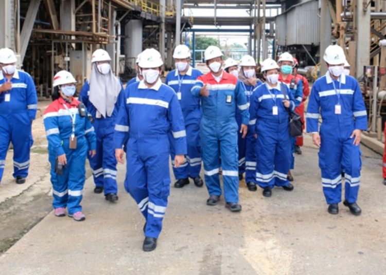 General Manager RU III Plaju Moh. Hasan Efendi saat melaksanakan ramah tamah dengan media di Kota Palembang pada Jumat, 26 Februari 2021 lalu. (fornews.co/ist/Pertamina)