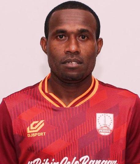 Engelberd Sani saat membela Persis Solo musim 2020. (fornews.co/ist)