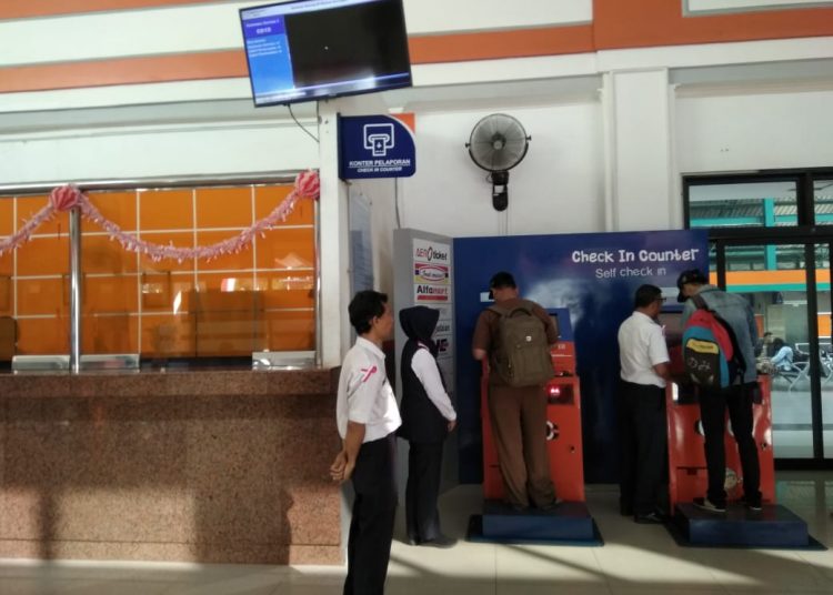 Stasiun Kereta Api, foto: Alwi Alim/fornew.co