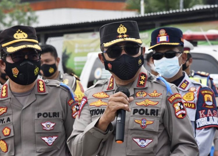 Kakorlantas Polri Irjen Istiono memberikan keterangan seputar penyekatan pemudik Lebaran 2021. (fornews.co/humas polri)