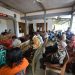 Sosialisasi terkait kegiatan verifikasi kerusakan rumah warga dilaksanakan di Desa Majakerta dengan melibatkan Muspika dan Pemda Indramayu, Sabtu (03/04/21). (fornews.co/ist/pertamina)