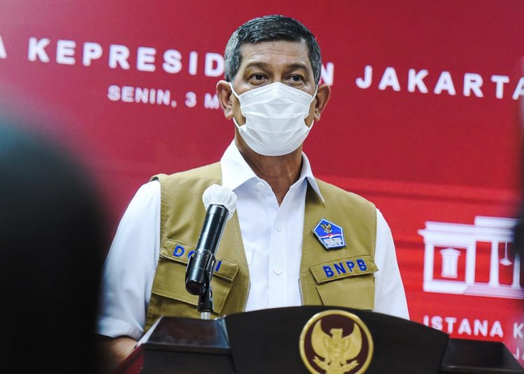 Ketua Satgas Penanganan Covid-19 Doni Monardo memberikan keterangan pers terkait hasil Rapat Terbatas mengenai Penanganan Pandemi Covid-19, , di Jakarta, Senin (3/5/2021). (fornews.co/humas setkab/agung)