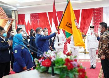 Gubernur Sumsel Herman Deru pada kegiatan pengukuhan pengurus Karang Taruna Sumsel periode 2020-2025 di Griya Agung Palembang, Sabtu (29/5/2021). (fornews.co/humas provinsi sumsel)