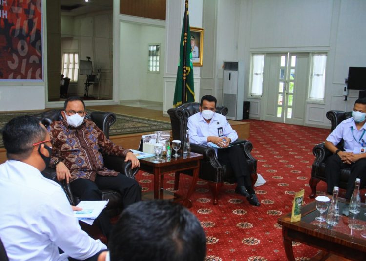 Audiensi Kepala Badan Pengawas Obat dan Makanan
(BPOM) Palembang Drs M Suhendri Apt MFarm, Selasa (24/8/2021) di Guest House Griya Bumi Serasan Sekate. (fornews / ist)
