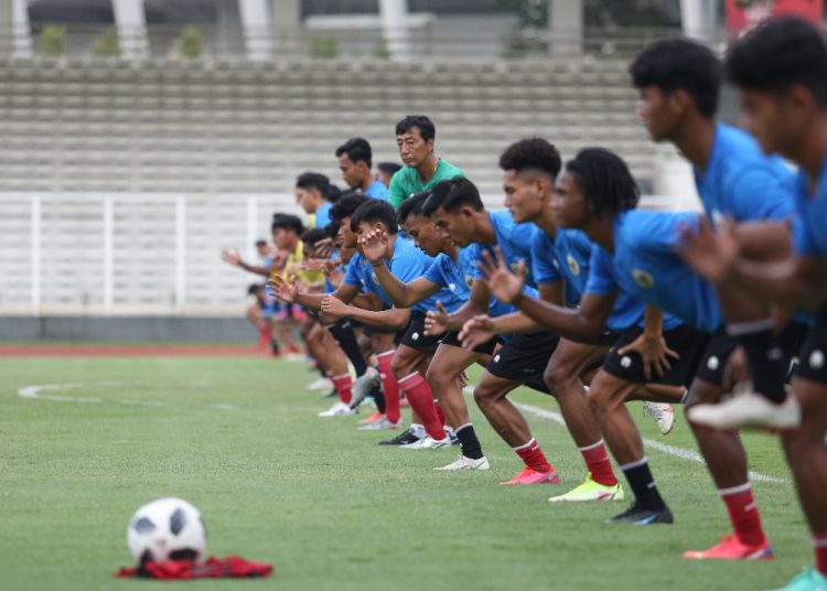 Timnas U-19 Indonesia saat menjalani pemusatan latihan di Stadion Madya, Jakarta, Rabu (2/3) sore. (fornews.co/pssi.org)