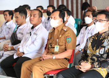 Ketua Umum BP2RI, Sigit Muhaimin, SH bersama Wali Kota Prabumulih, Ridho Yahya, pada pembukaan Rakerwil BP2RI Sumsel di Gedung Kesenian Kota Prabumulih, Selasa (26/4/2022). (fornews.co/ist)