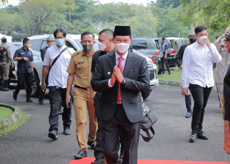 Wali Kota Palembang, Harnojoyo saat menghadiri HUT Provinsi Sumsel ke -76 di Dining Hall Jakabaring Sport City, Selasa (17/5/2022). (fornews.co/ist)
