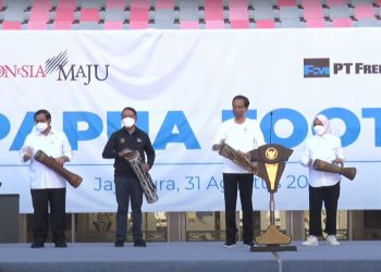 Presiden Jokowi meluncurkan Papua Football Academy (PFA) di Stadion Lukas Enembe, Kabupaten Jayapura, Papua, Rabu (31/08/2022). (fornews.co/Sumber: Tangkapan Layar)