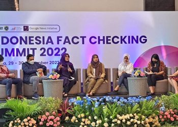 Narasumber dari AMSI, Mafindo dan AJI saat menjadi pembicara pada Indonesia Fact-Checking Summit 2022, di Jakarta, Rabu (30/11/2022). (fornews.co/ist)