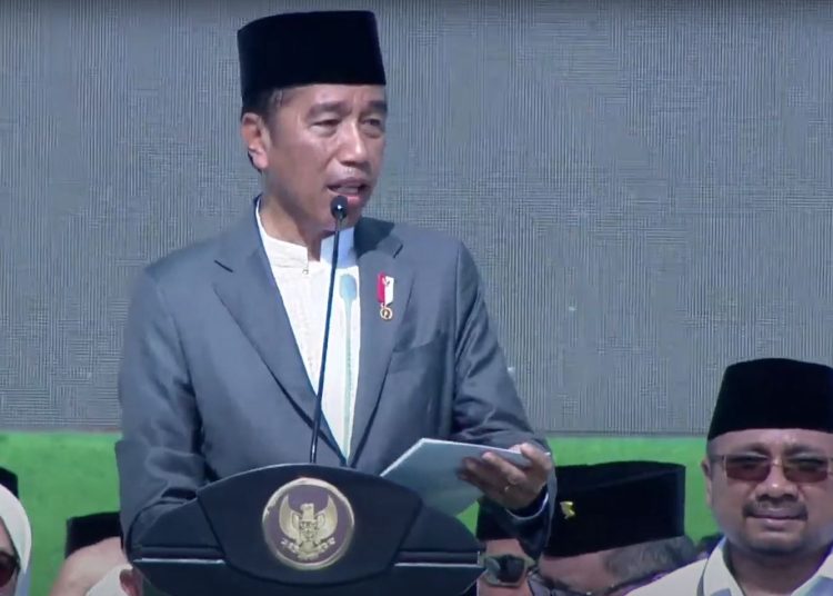 Presiden Jokowi saat berbicara pada puncak Satu Abad Nahdlatul Ulama (NU), di Stadion Gelora Delta Sidoarjo, Jawa Timur, Selasa (07/02/2023). (fornews.co/ist)