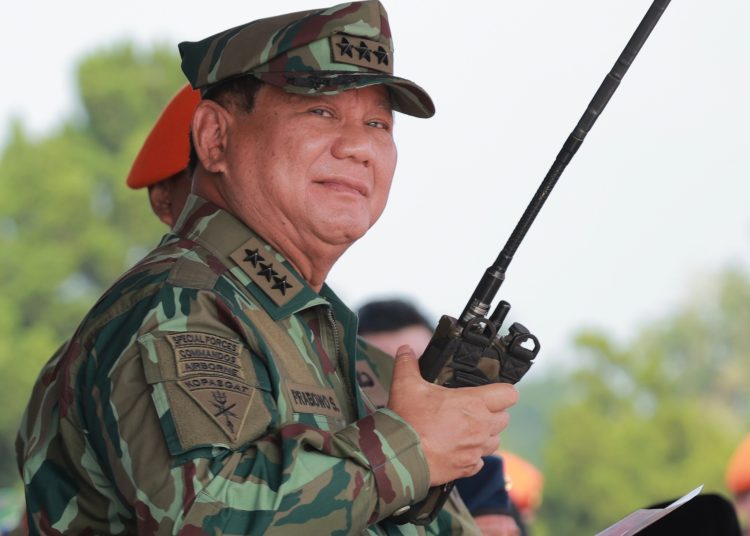 Hasil survei Poltracking Indonesia menyebut kinerja Menteri Prabowo Subianto dan Erick Thohir paling diapresiasi publik. (fornews.co/ist)