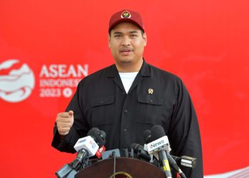 Menpora Dito Ariotedjo saat memberikan keterangan pers di Komplek Istana Kepresidenan Jakarta, Selasa (01/08/2023). (fornews.co/\Humas Setkab/Agung)