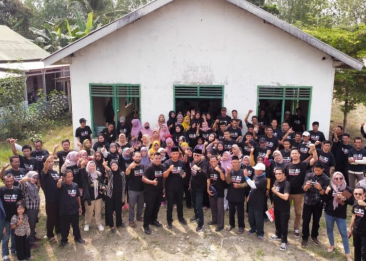 Pemuda Desa Saleh Mulya Kecamatan Air Salek, Kabupaten Banyuasin, mendapatkan Pembekalan Literasi Digital Jurnalis Desa dari GNRM UIN Raden Fatah, Minggu (27/08/2023). (fornews.co/ist)