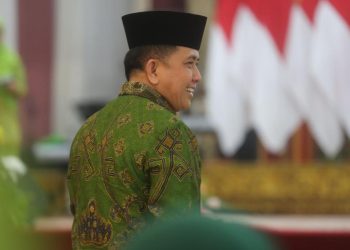 Pj Gubernur Sumsel Agus Fatoni saat hadir pada pelantikan pengurus wilayah Muslimat NU Sumsel periode 2023-2028 di Griya Agung Palembang, Sabtu (28/10/2023). (fornews.co/ist)