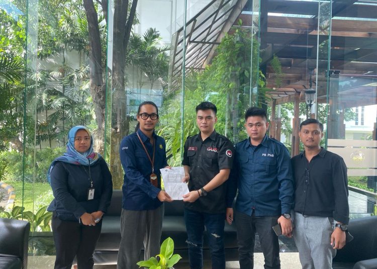 Perwakilan GASS saat diterima perwakilan Kementerian ESDM di Lobby Gedung Kementerian ESDM usai melakukan aksi unjuk rasa, Kamis (25/1/2024). (fornews.co/ist)